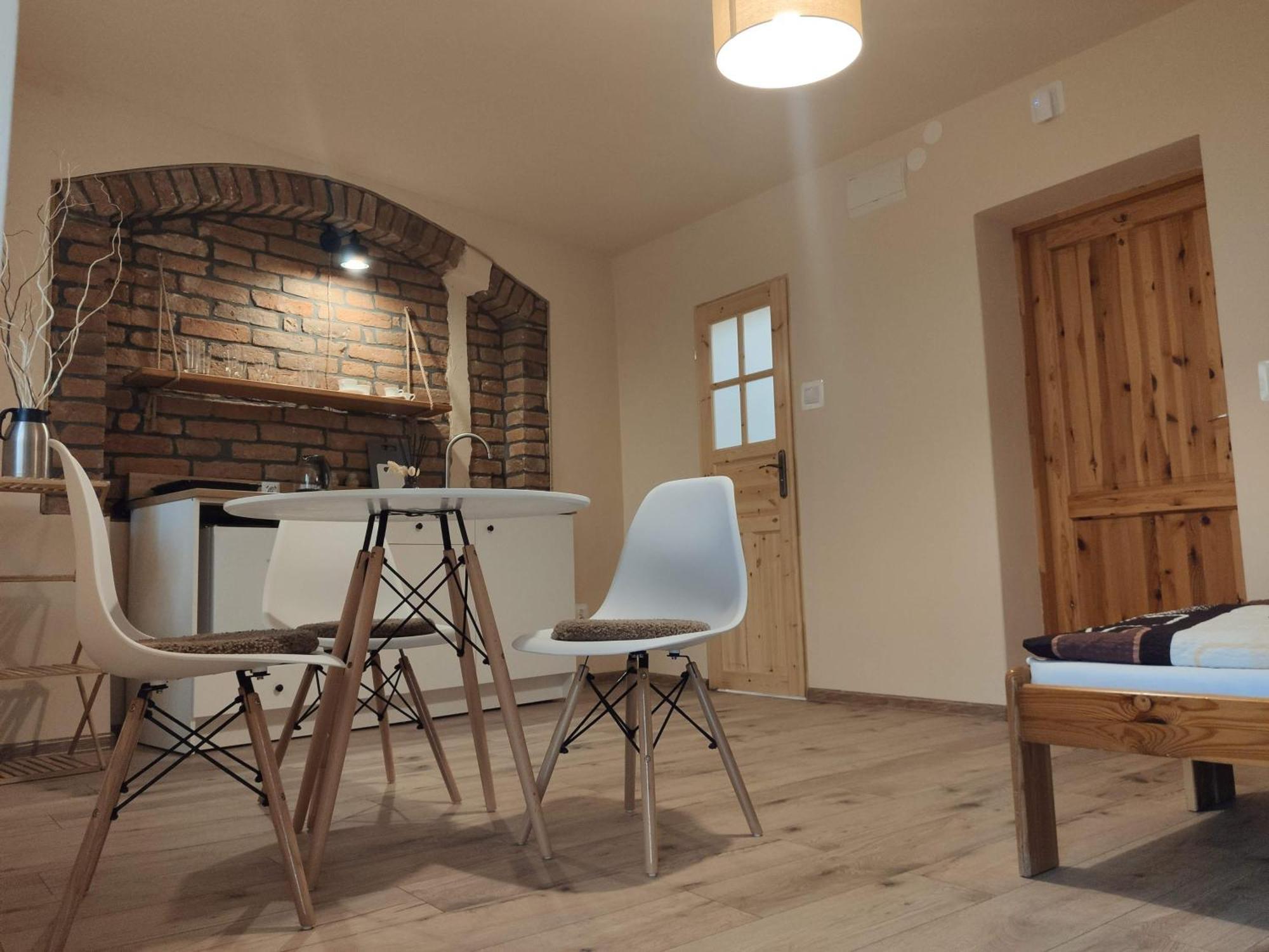 Apartamenty I Pokoje Goscinne "Wacus" Srebrna Gora Bagian luar foto