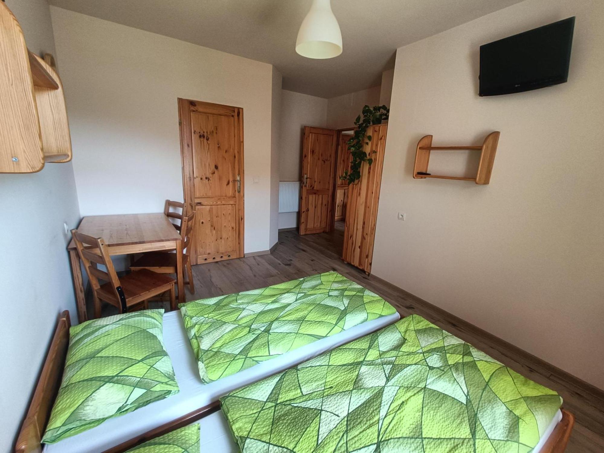 Apartamenty I Pokoje Goscinne "Wacus" Srebrna Gora Bagian luar foto